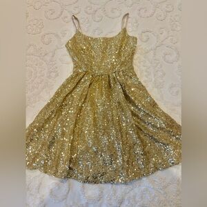 B Darlin Gold Sequin Dress 1/2
Cocktail Prom Pageant